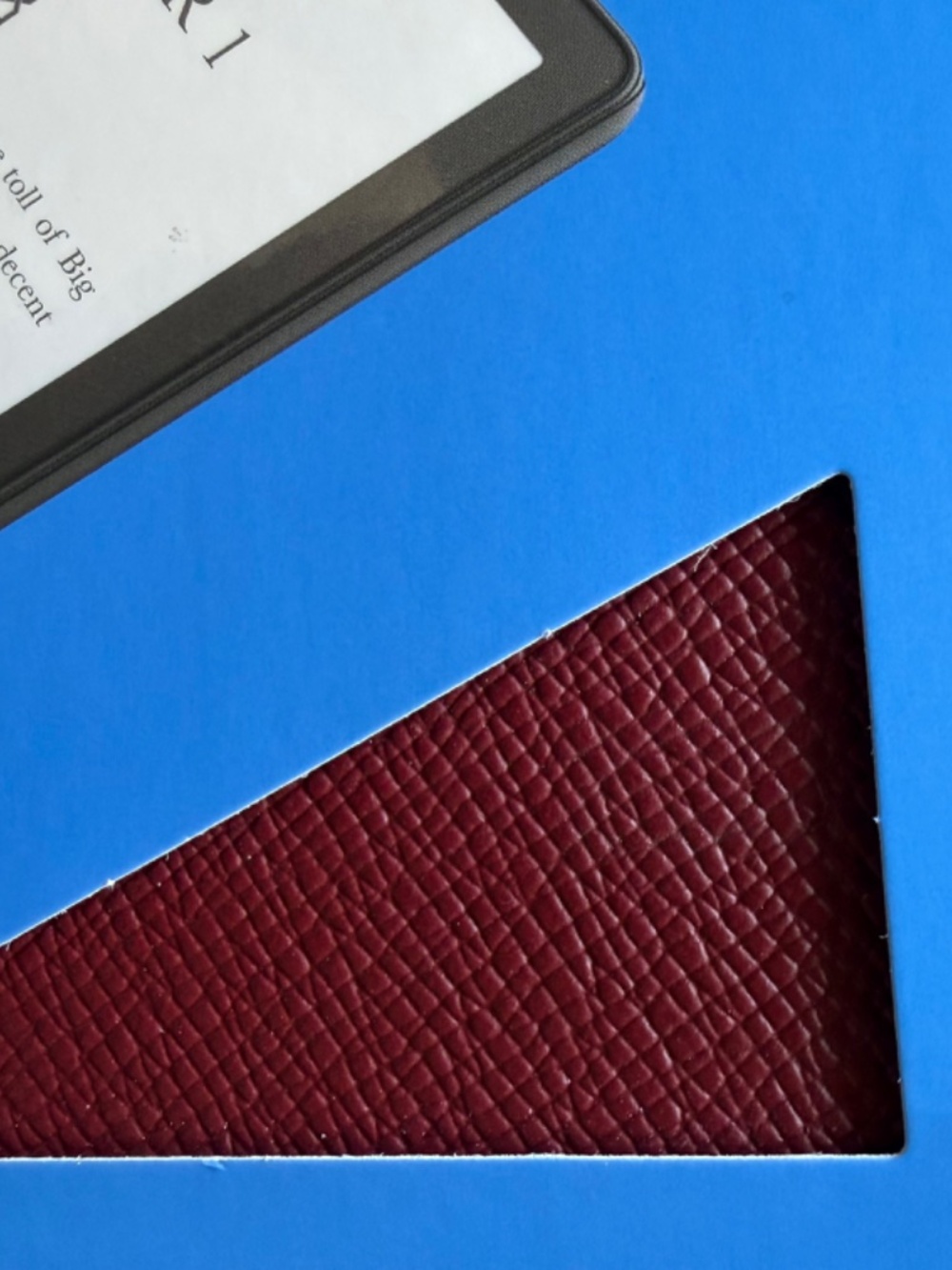 Kindle Paperwhite Leather Cover 11th Generation 2021 Color: Merlot - Picture 3 of 3